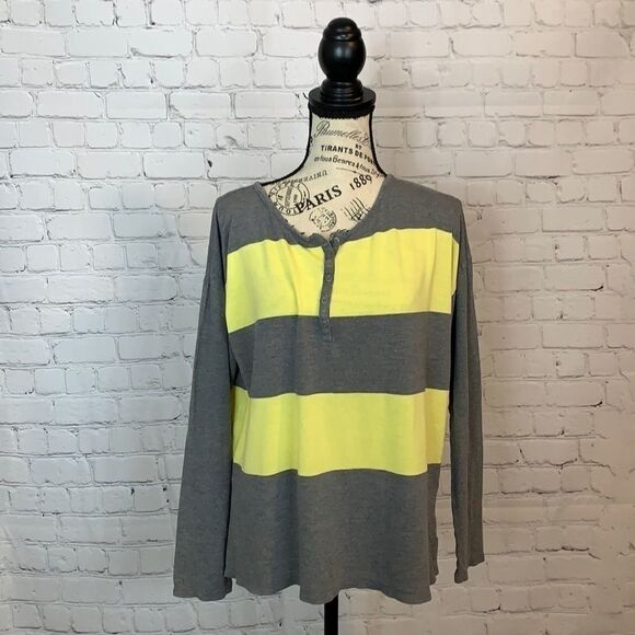 Liz Claiborne/ Henley Top / Size Large - Picture 1 of 6